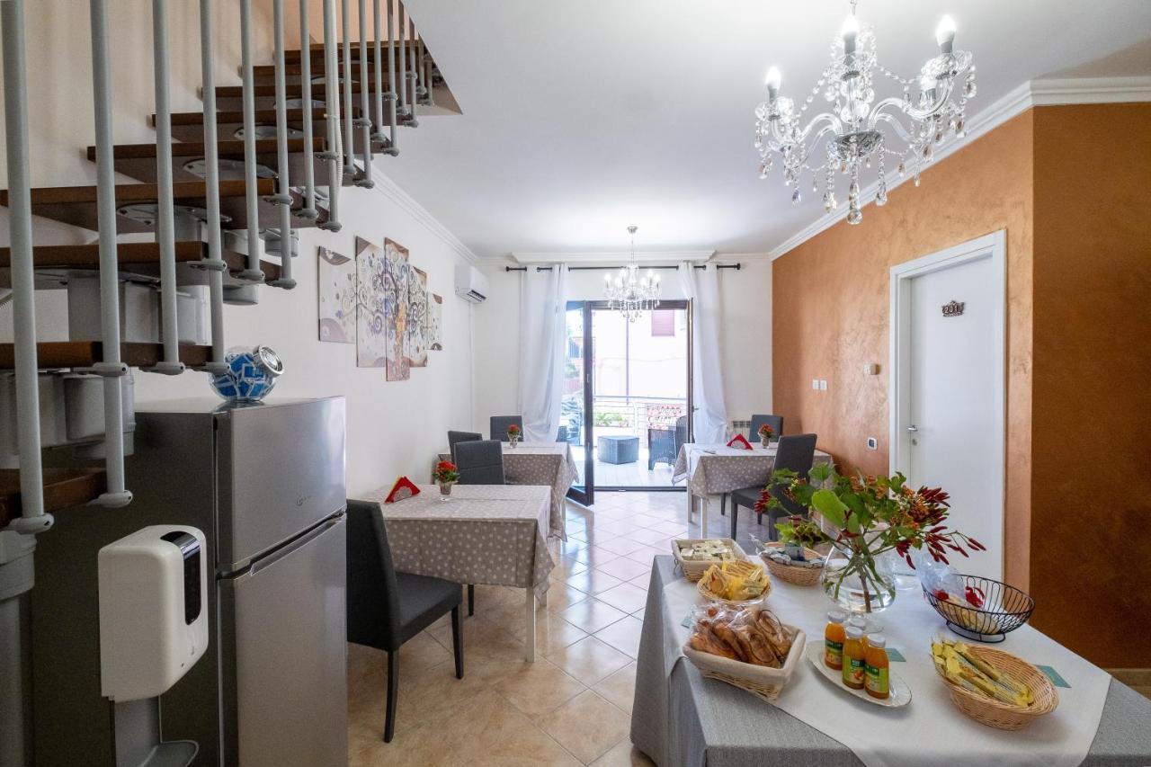 La Casa Di Lally Fiano Romano Buitenkant foto